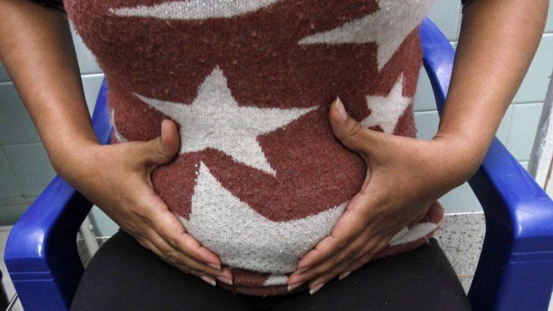 Cada día 69 niñas o adolescentes quedaron embarazadas en El Salvador en 2015
