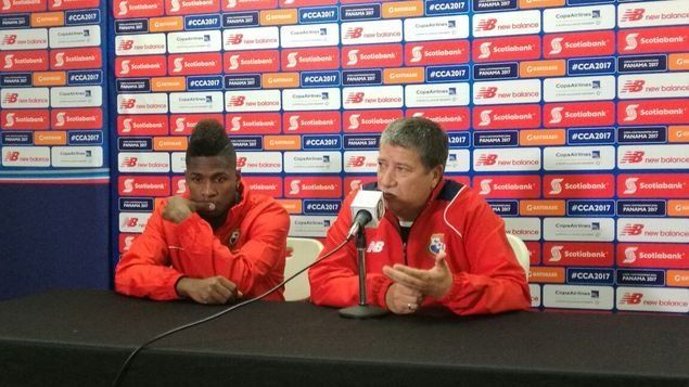 Bolillo Gómez confirma titular para debut frente a Belice