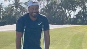 Tiger Woods se recupera tras el accidente automovilístico que padeció a inicios del año.
