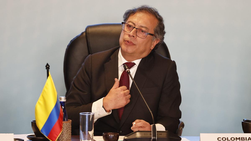 Petro anuncia suspensión de tregua con mayor grupo disidente de FARC