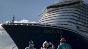 Un crucero llega a Puerto Rico por primera vez desde la pandemia