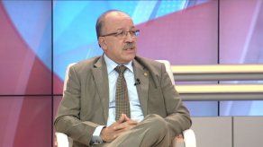 Colegios que suspendan clases por prevención de AH1N1 deben presentar informe al Meduca