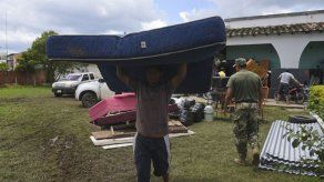 Inundaciones en Uruguay dejan cerca de 24.000 desplazados