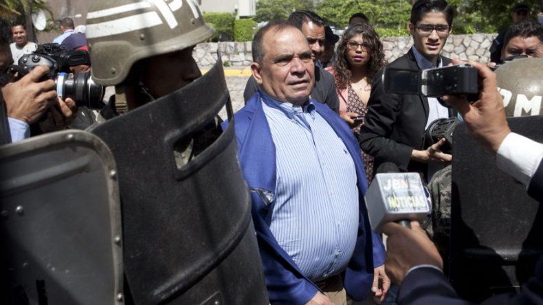 Reanudan en Honduras juicio contra periodista bajo fuertes medidas seguridad