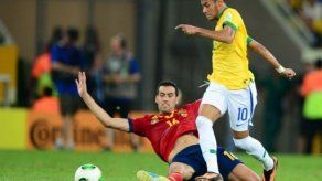 Busquets e Iñigo Martínez