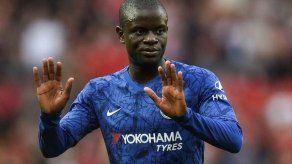 Chelsea libera a Kanté de los entrenamientos por temor al COVID-19