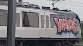 El Metro de Panamá interpone denuncia tras grafiti dibujado en uno de sus trenes.