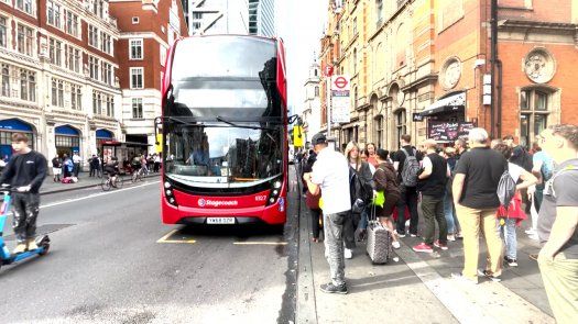 Huelgas paralizan la casi totalidad de los transportes públicos en Londres