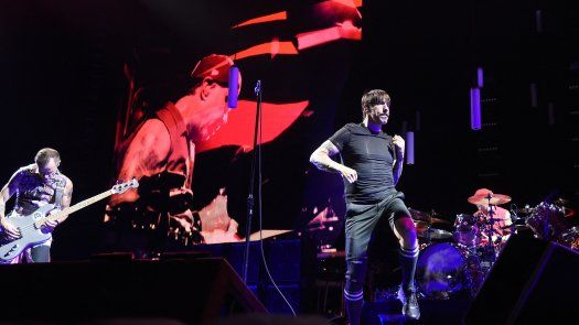 Red Hot Chili Peppers vende su catálogo por 140 millones de dólares