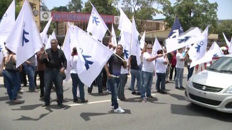 Estudiantes de Ciencias Agropecuarias protestan contra compra de terreno