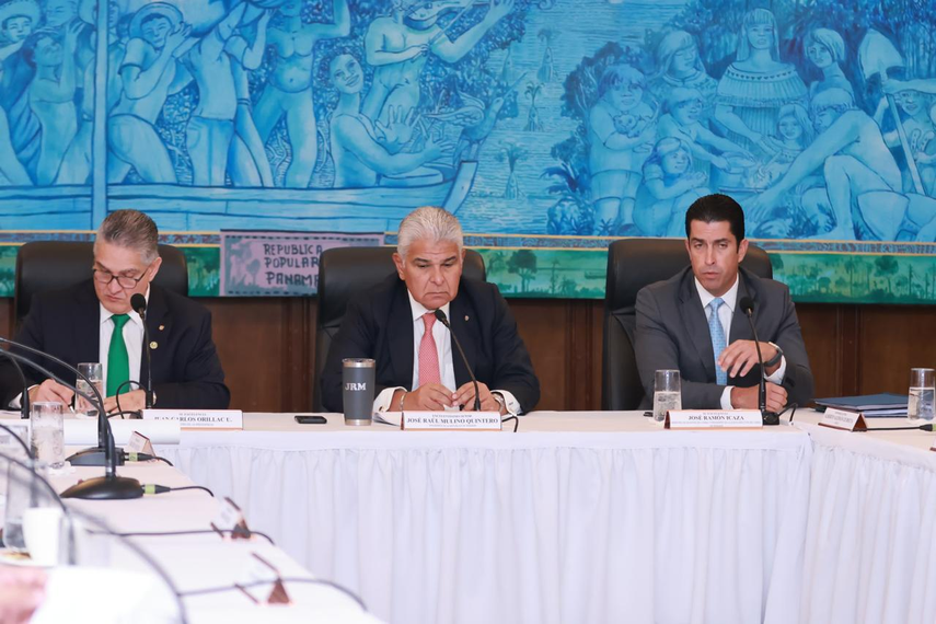 Reunión de autoridades del Canal de Panamá con el presidente Mulino.&nbsp;