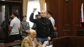 Hallan culpables a dos opositores que lideraron manifestación contra Putin