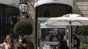 El pasado 19 de mayo, Francia reabrió tras seis meses de cierre museos, centros culturales y terrazas de bares y restaurantes.