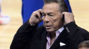 Amante de exdueño de los Clippers debe devolver regalos millonarios