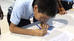 Aproximadamente 813 mil estudiantes recibirán el Pase-U. Aproximadamente 813 mil estudiantes recibirán el Pase-U.