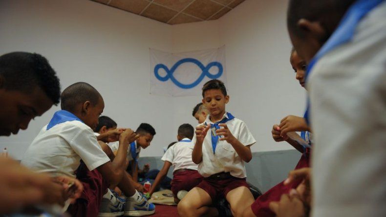 Cuba abre curso escolar con casi 2 millones de alumnos y más maestros