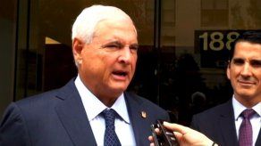 Expresidente Martinelli en contra de participación de Cuba en Cumbre