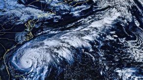 Bermudas pide a población prepararse ante posible impacto de huracán Humberto