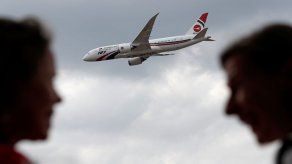 Avión bangladesí aterriza de emergencia tras posible intento de secuestro