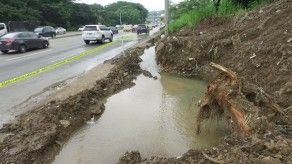 Sigue desperdicio de agua potable hacia Vía Centenario pese a trabajo del IDAAN