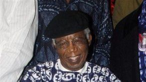 Falleció el escritor nigeriano Chinua Achebe