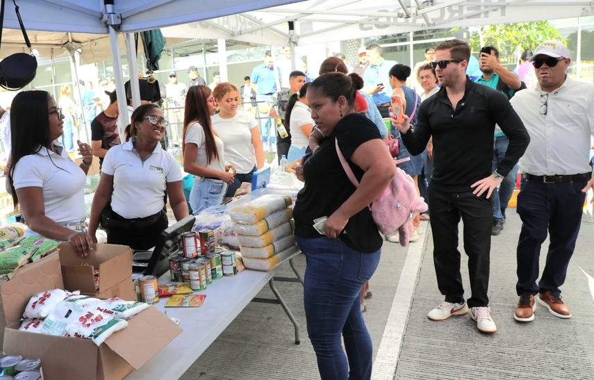 Mercado Municipal de Alcalde Díaz.