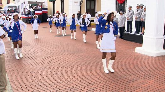 Rutas y horarios de los desfiles patrios en la ciudad de Panamá del lunes 3 de noviembre. Rutas y horarios de los desfiles patrios en la ciudad de Panamá del lunes 3 de noviembre.