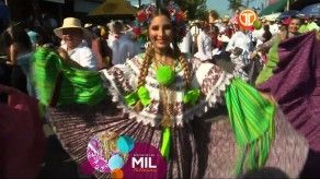 Las Tablas vestida de esplendor en el Desfile de las Mil Polleras 2016