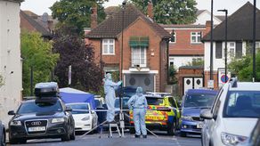 Los investigadores fueron a la escena a buscar indicios.