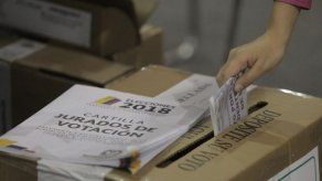 Inédito duelo presidencial entre izquierda y derecha en una Colombia sin FARC