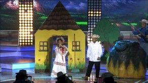 Cucarachita Mandinga – Christian y Evelyn