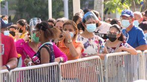 Ciudadanos acudieron a jornada de hisopados en el Parque Urracá