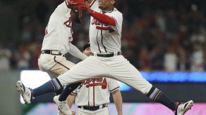 Jonrón de Freeman mantiene con vida a Bravos ante Dodgers