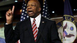 EEUU: Legisladores hayan indicios de lavado de dinero de Wal-Mart