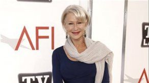 Helen Mirren tiene su estrella en el Paseo de la Fama de Hollywood