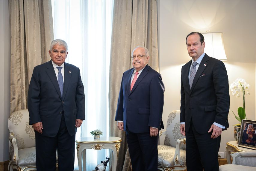 Presidente Mulino y Canciller de Guatemala