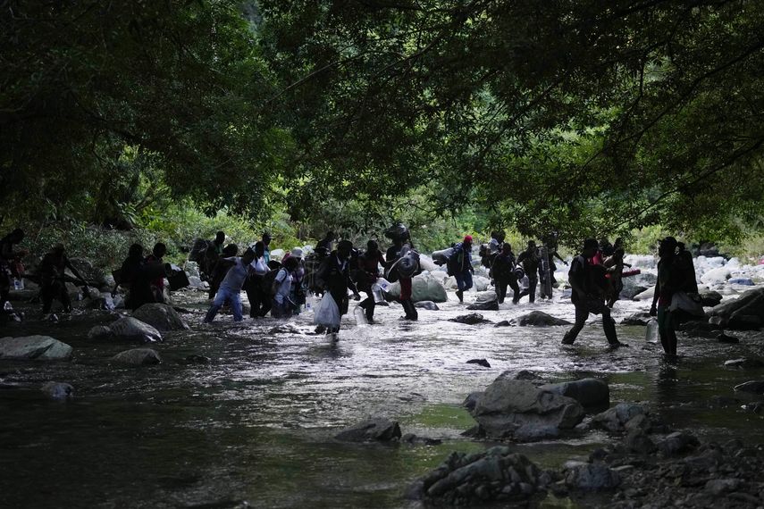 Cruzar la selva del Darién, entre el miedo a morir y la esperanza