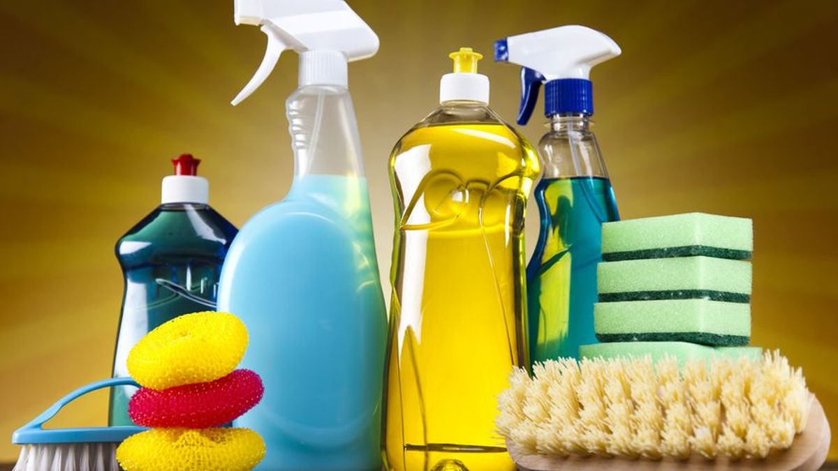 Kit básico de limpieza para tu casa