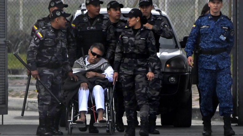 Santrich sale fugazmente de la cárcel y es detenido de nuevo por la Fiscalía