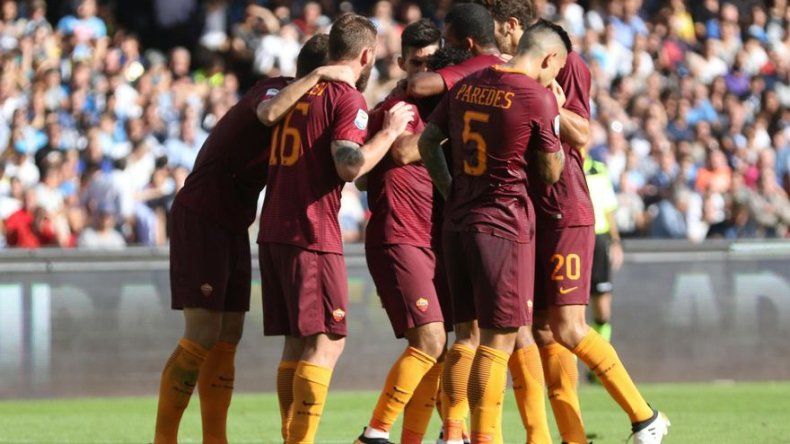 Doblete de Dzeko en triunfo de la Roma sobre Napoli