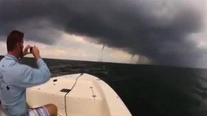 Video: Buscaban langostas y se encontraron con cinco trombas marinas