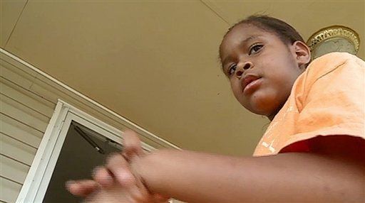 Policía de Georgia esposa a niña de 6 años por berrinche