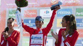 Chaves gana 6ta etapa y recupera liderato en la Vuelta