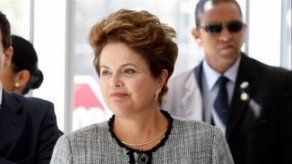 Brasil: Rousseff resalta logros de su gobierno y pide menos pesimismo