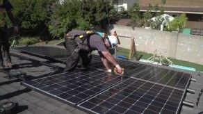 Energía solar ilumina California