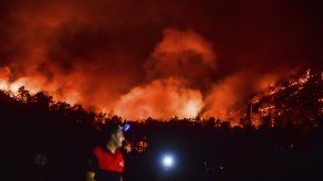 Las autoridades han investigan la causa de los incendios, incluido el posible sabotaje de milicianos kurdos.