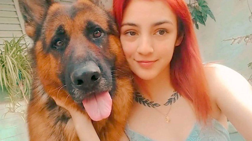 Tenía 22 años, esperó una cama de terapia intensiva acostada en el piso de un hospital y murió por COVID-19: el dramático relato de sus padres