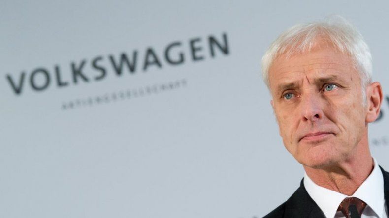 Volkswagen reduce gastos tras escándalo