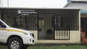 Detienen a sujeto por supuesta violación de sus tres hijas en Veraguas