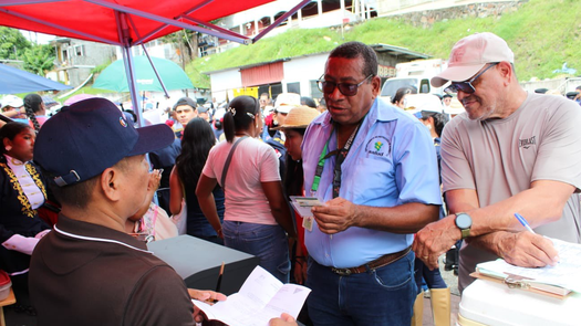 MINSA inspecciona puestos de comida MINSA inspecciona puestos de comida